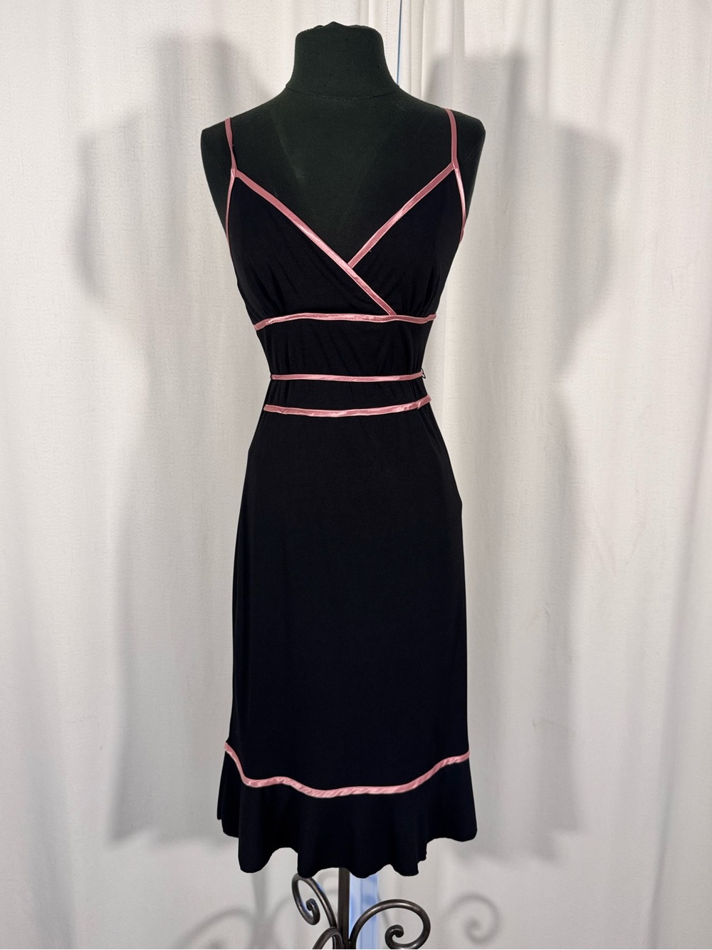Y2K Xtreme Threads Black Pink Trim Midi Dress